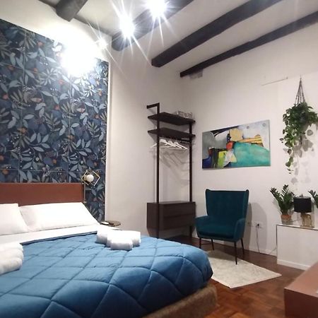 نابولي Plebiscito Suite Apartment المظهر الخارجي الصورة