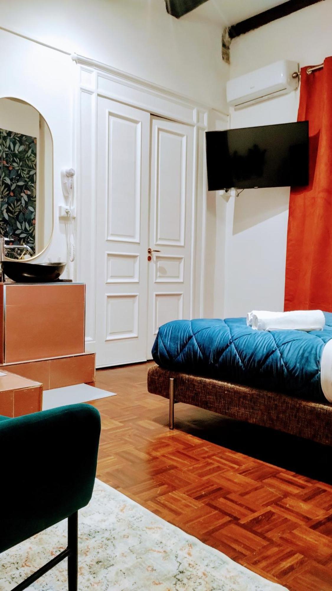 نابولي Plebiscito Suite Apartment المظهر الخارجي الصورة