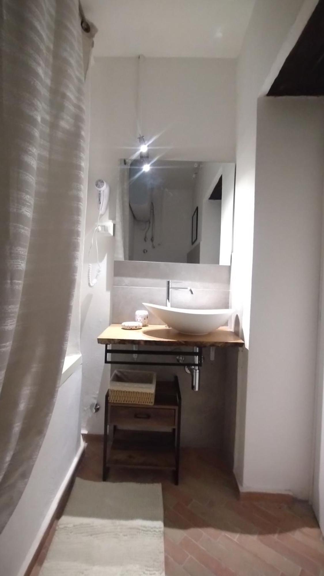نابولي Plebiscito Suite Apartment المظهر الخارجي الصورة