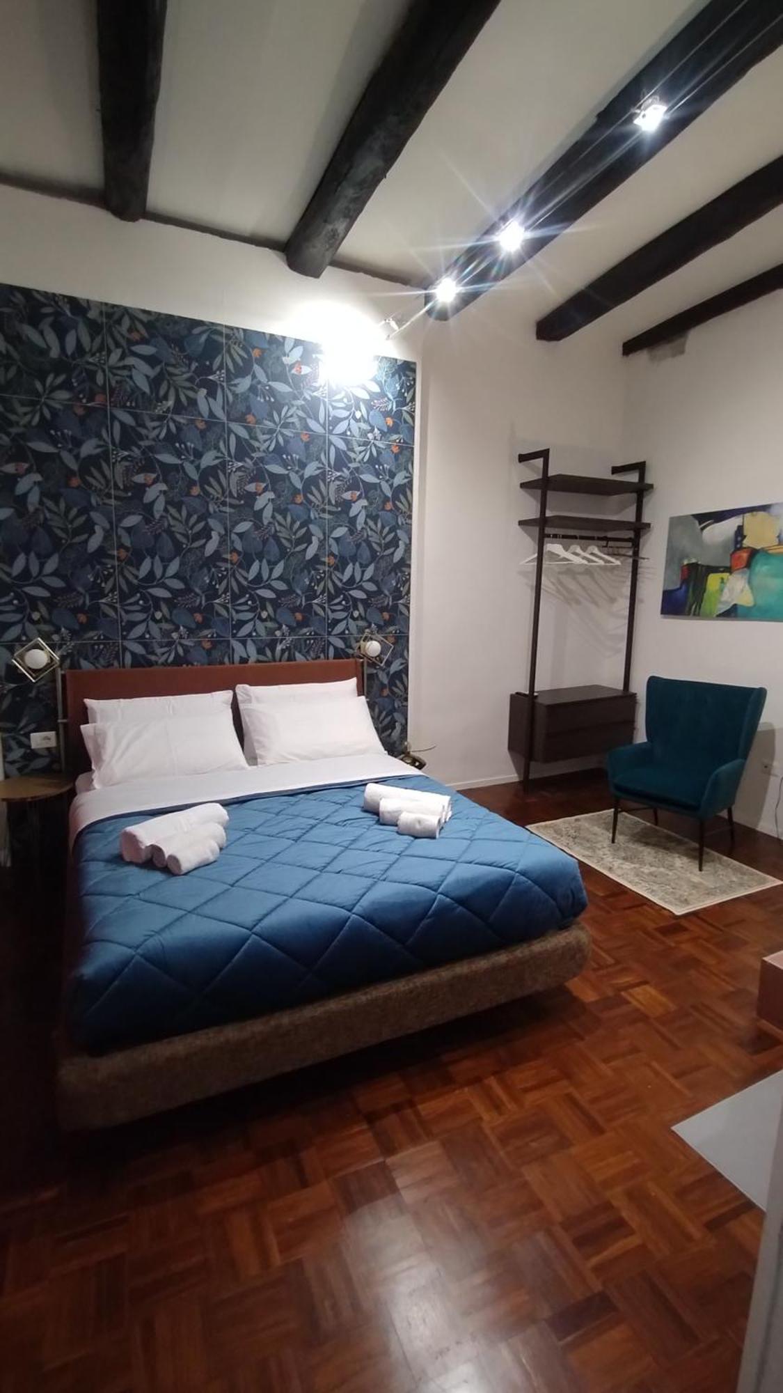 نابولي Plebiscito Suite Apartment المظهر الخارجي الصورة
